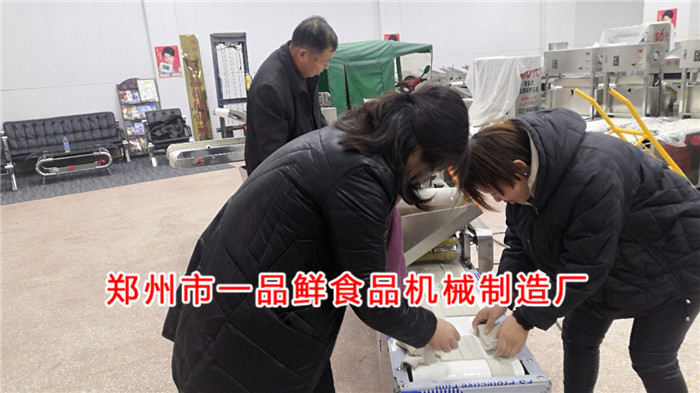 客戶(hù)親手操作設(shè)備 客戶(hù)親手操作設(shè)備