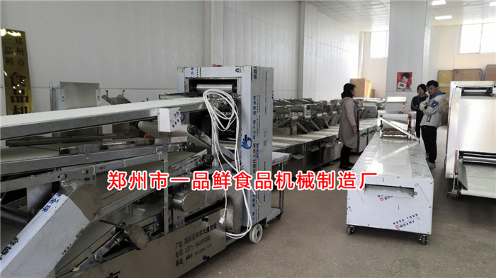 客戶考察一品鮮燴面機(jī) 客戶考察一品鮮燴面機(jī)